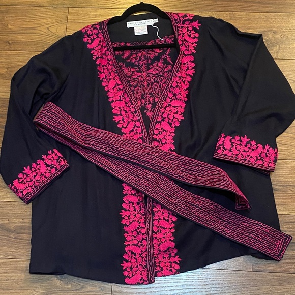 Gretchen Scott embroidered wrap - Picture 1 of 8